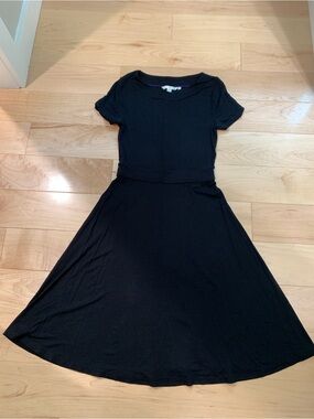 Boden Black Short Sleeve A-Line Dress | 6R